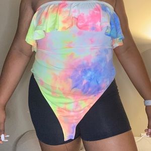 Corlorful off the shoulder bodysuit